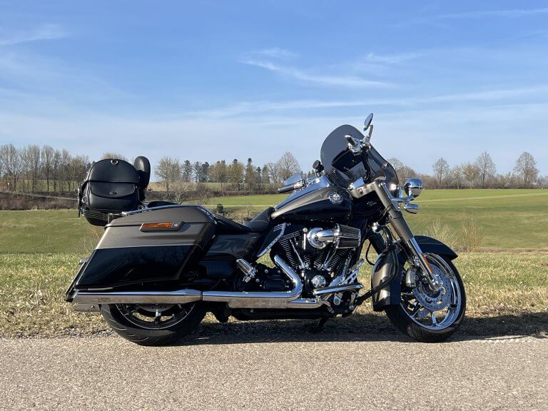 Vorbereitungen am Motorrad