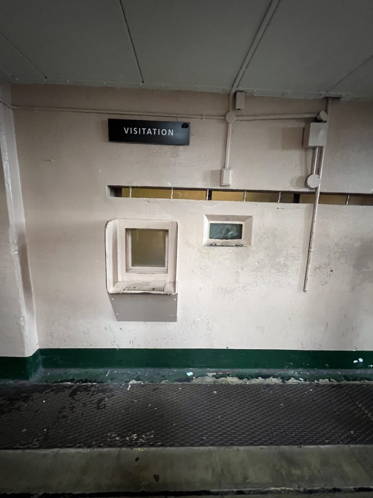 Alcatraz - Besucherfenster